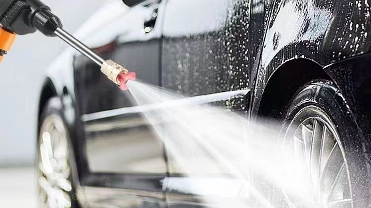 Wash black cars with cordless pressure washer